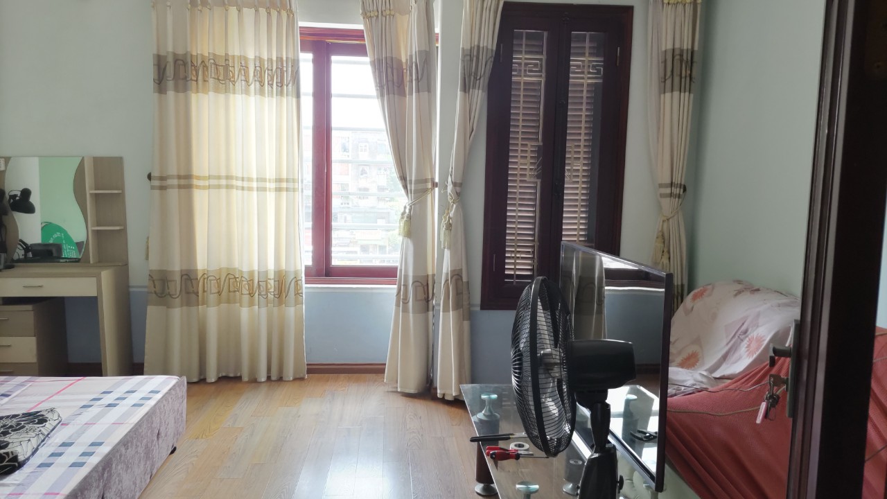 Nhà ngõ phố Tam Khương, ngõ ôtô, 2thoáng, 6tầng, thang máy, nội thất đẹp, MT 5.2m, 99m2, 30,868tỷ